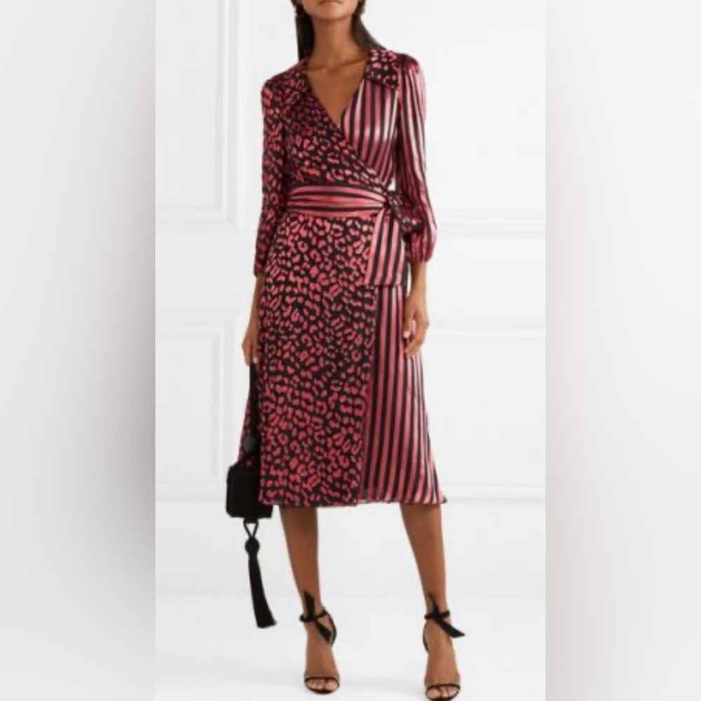 Alice & Olivia Abigail Wrap Dress size 0- NWT